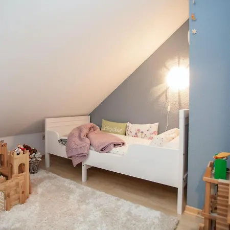 Апартаменты Bright And Modern Maisonette In With Balcony And Children's Play Area